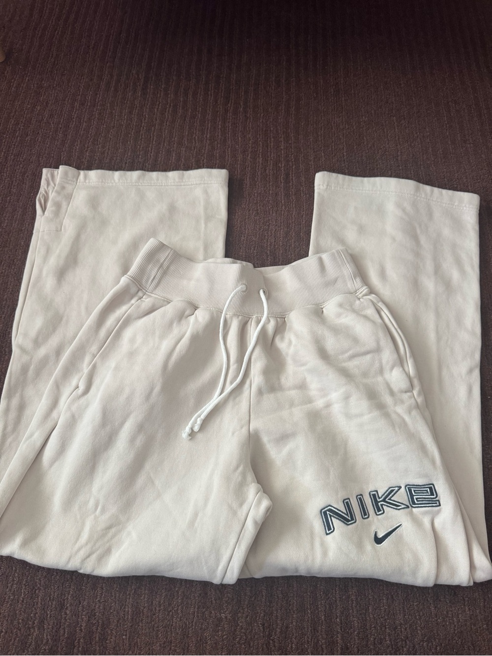Nike | Wide Leg Sweatpants